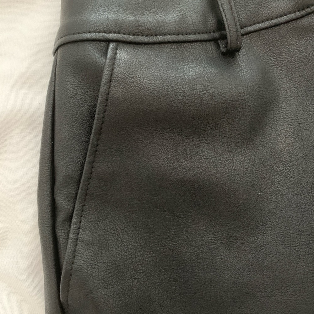 NWT WAYF Faux Leather Zipper Shorts Black High Waist Large - Picture 5 of 12